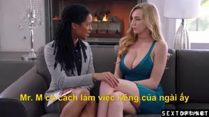 Keti cởi đồ và thủ dâm bằng micro