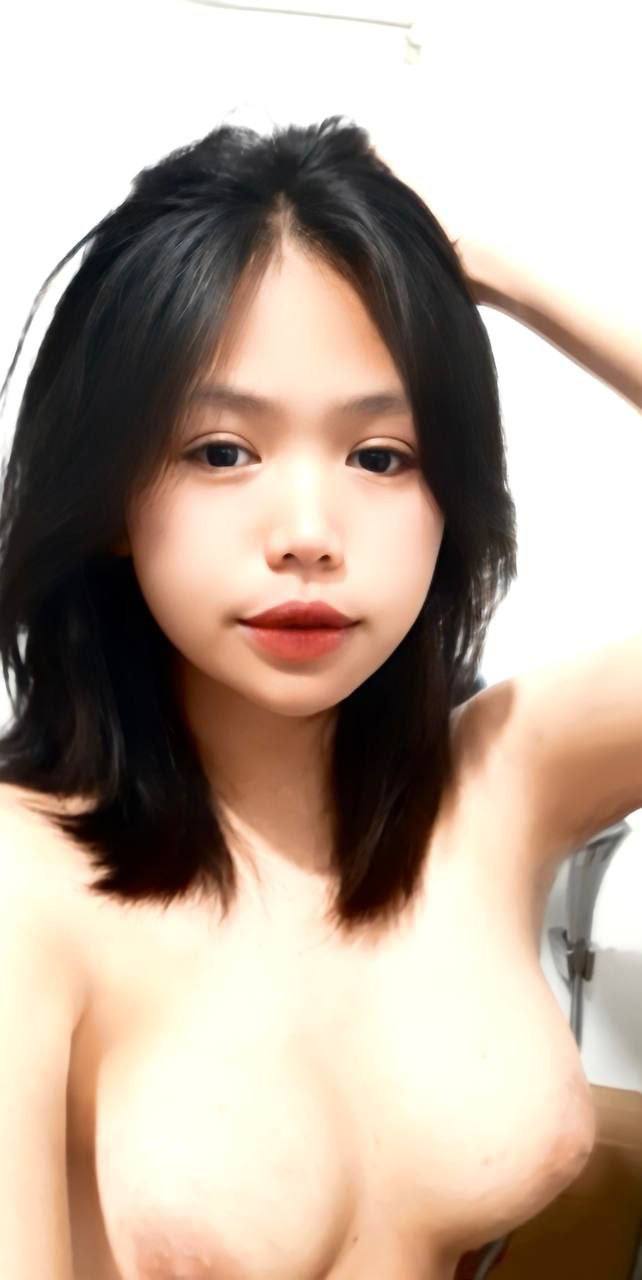 Cơn mưa ngang qua mang tinh anh đi xa Karen Yuzuriha
